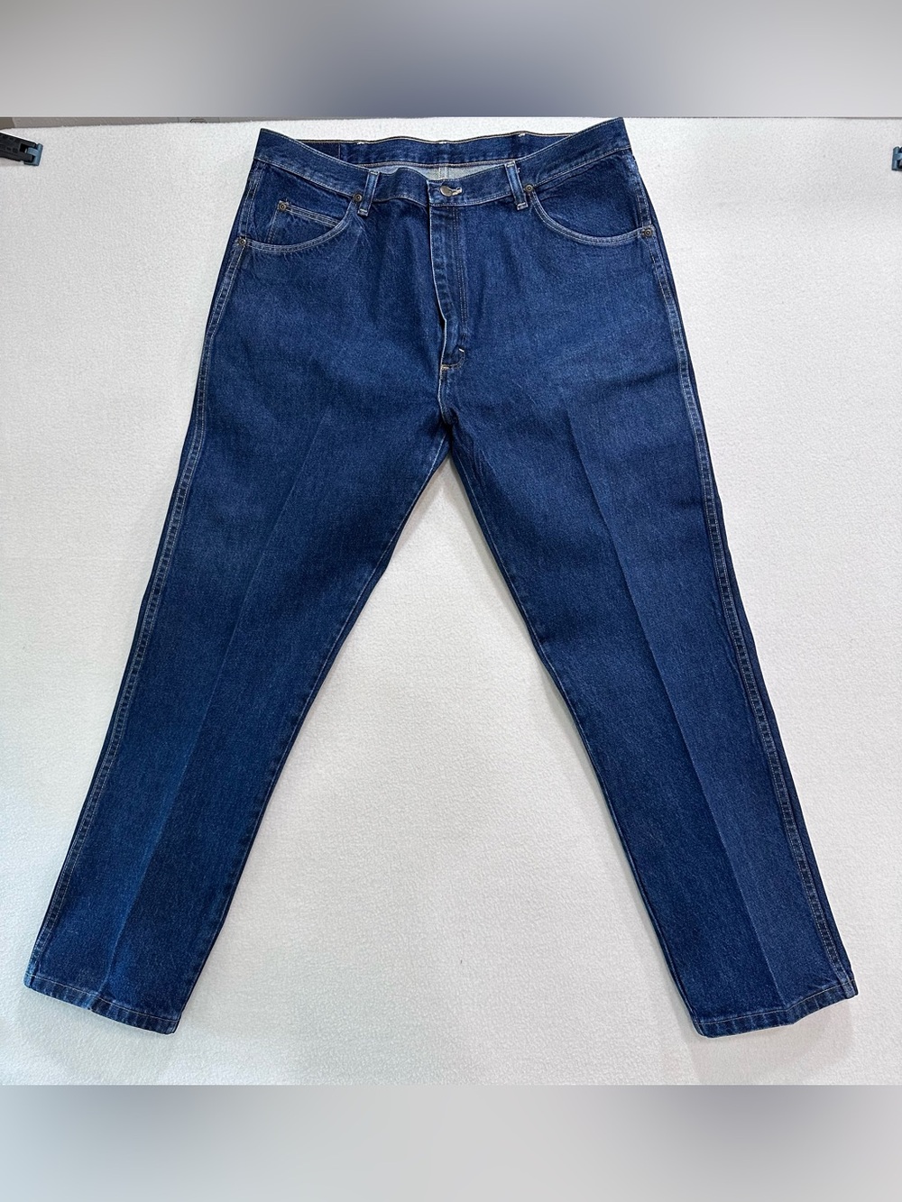 Wrangler Men's Dark Blue Straight Leg Jeans size 40x 30